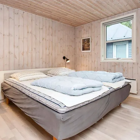 6 Person In Holiday home *